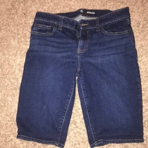 Gap Bermuda shorts women size 4